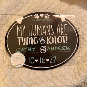 Pet wedding announcement board